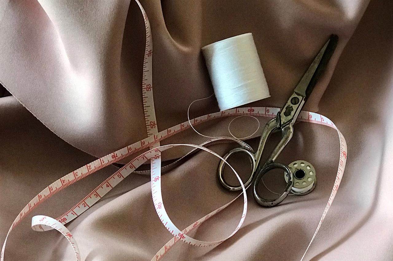Sådan kan du sy dit eget tøj