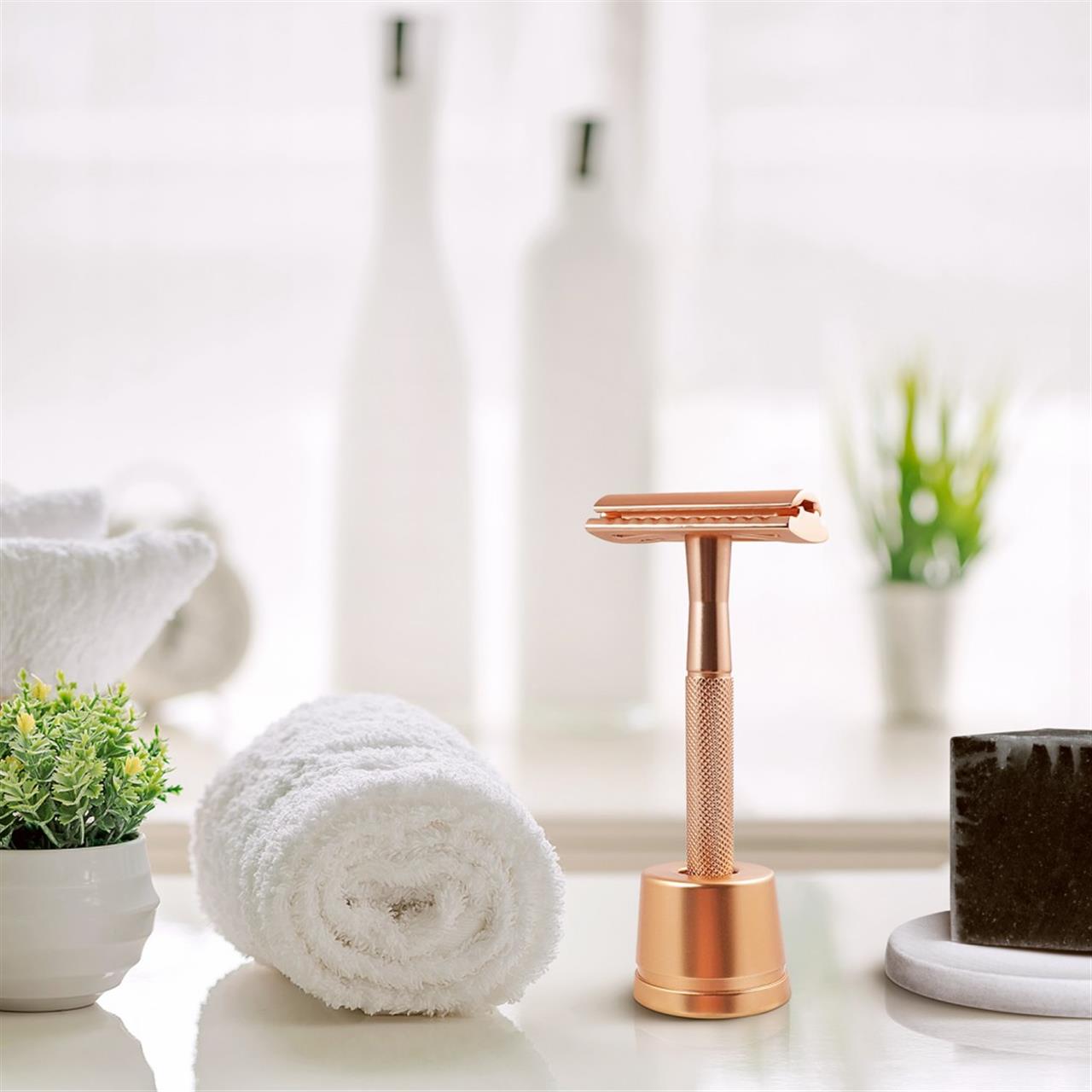 Menstruationstrusser og safety razors fra Natural Living