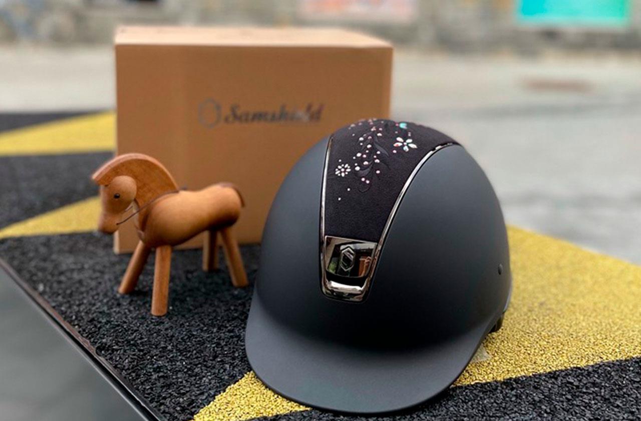 Skal din næste ridehjelm være noget helt specielt ?